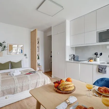 Bnbnook - Charming In The Latin Quarter *